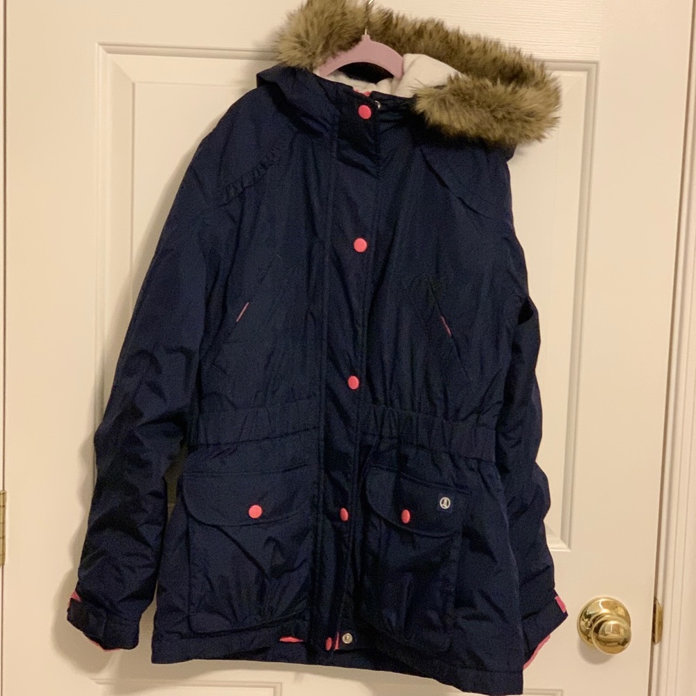 Lands End Kids super warm&fuzzy coat w/ pockets